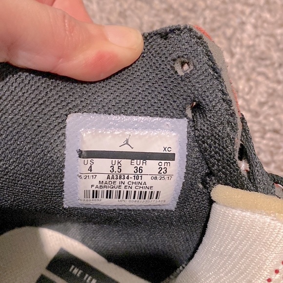 Jordan 1 retro high. Off-white Chicago - Picture 4 of 5